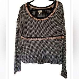 American Eagle Knit Scoop Neck Long Sleeve Sweater Women’s Medium